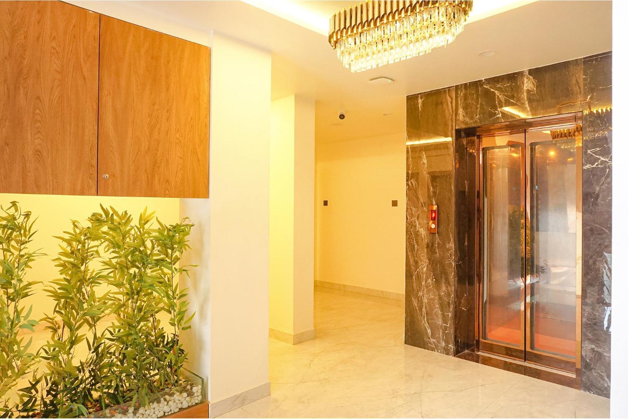 Fabhotel Prime Shourya Residency - Nr Maharshi Karve Museum Пюн Екстериор снимка