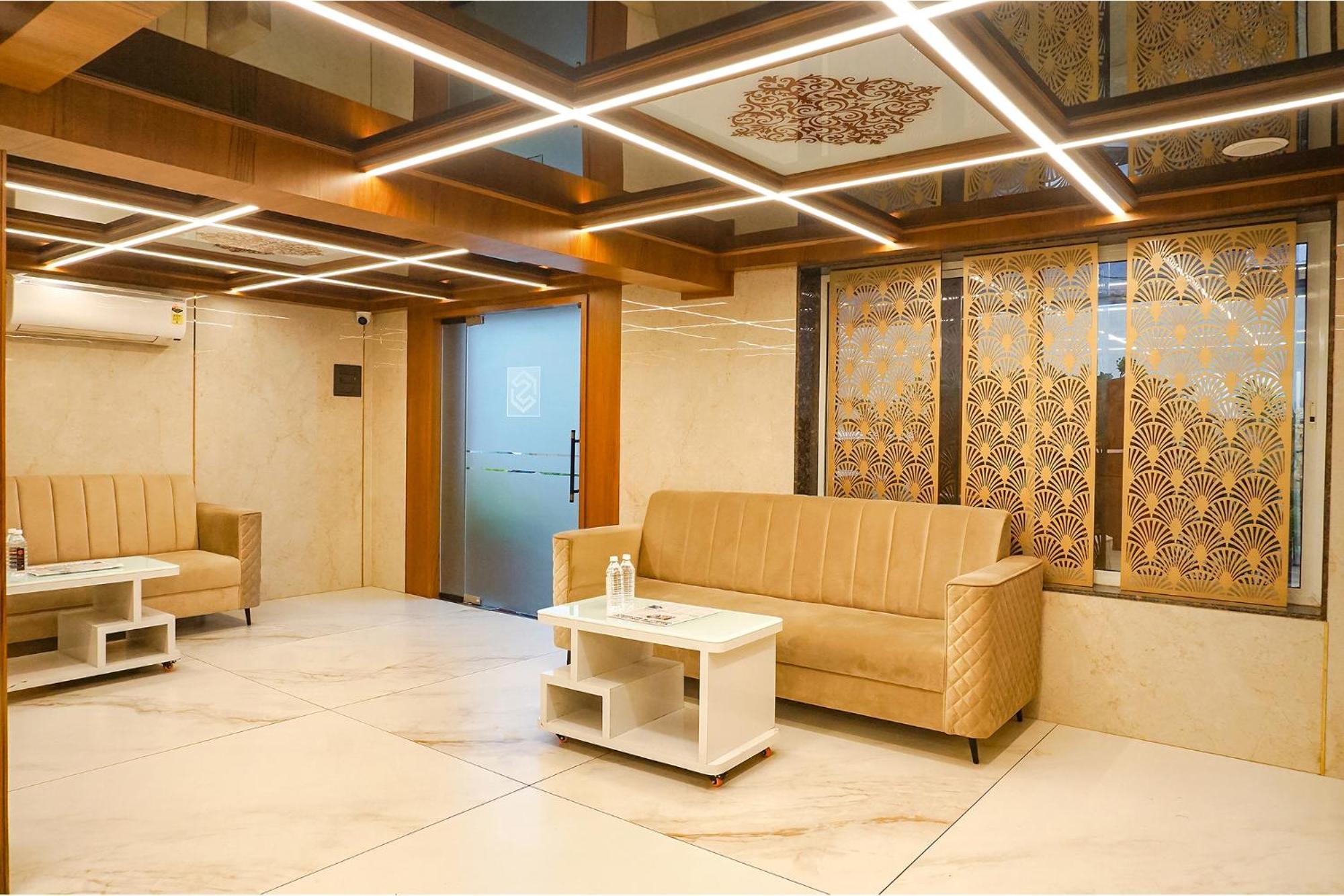 Fabhotel Prime Shourya Residency - Nr Maharshi Karve Museum Пюн Екстериор снимка